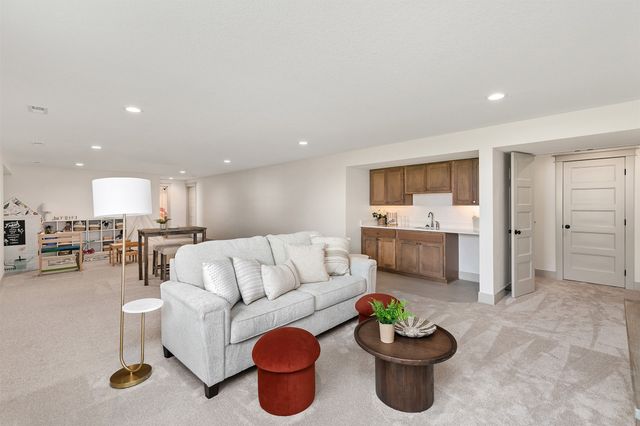 1410 NW Linda Lane, Waukee, IA 50263