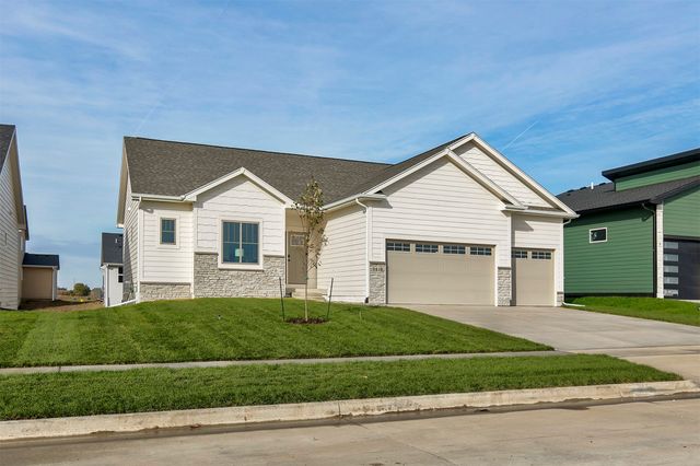 1410 NW Linda Lane, Waukee, IA 50263