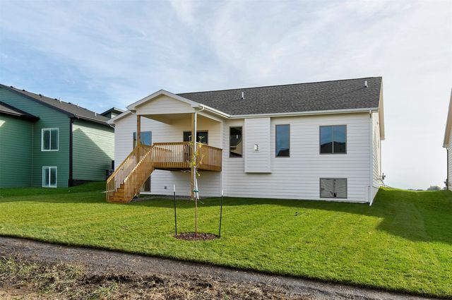 1410 NW Linda Lane, Waukee, IA 50263