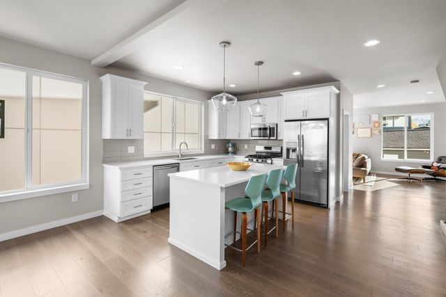 8435 S 113th Street, Seattle, WA 98178