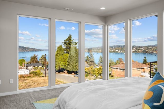 8435 S 113th Street, Seattle, WA 98178