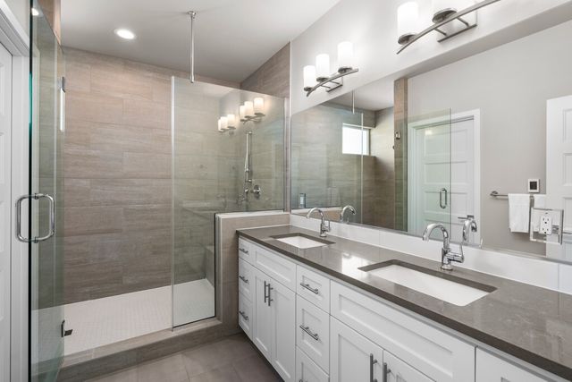 8435 S 113th Street, Seattle, WA 98178