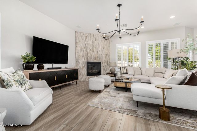 26922 N 87TH Drive, Peoria, AZ 85383