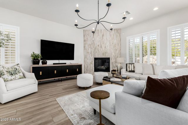 26922 N 87TH Drive, Peoria, AZ 85383