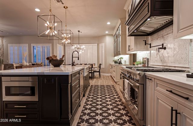 26922 N 87TH Drive, Peoria, AZ 85383