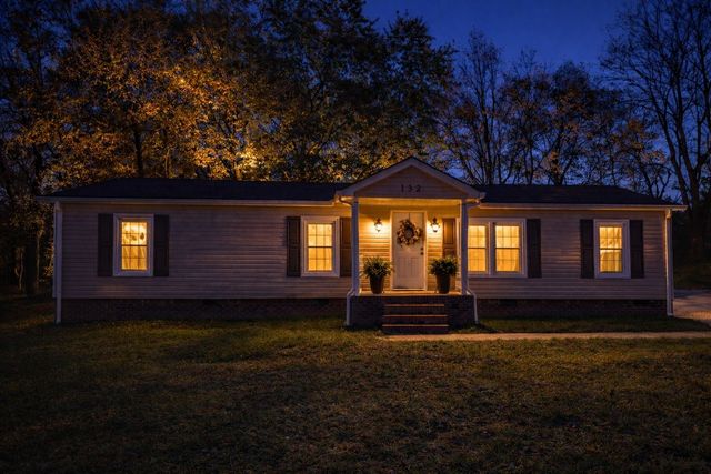 132 Amber Lynn Cir, Columbia, TN 38401