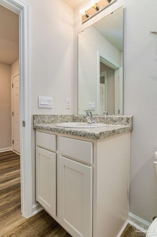 6457 Firefly Dr, Milton, FL 32583