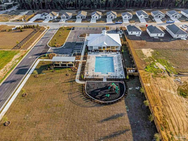 6457 Firefly Dr, Milton, FL 32583