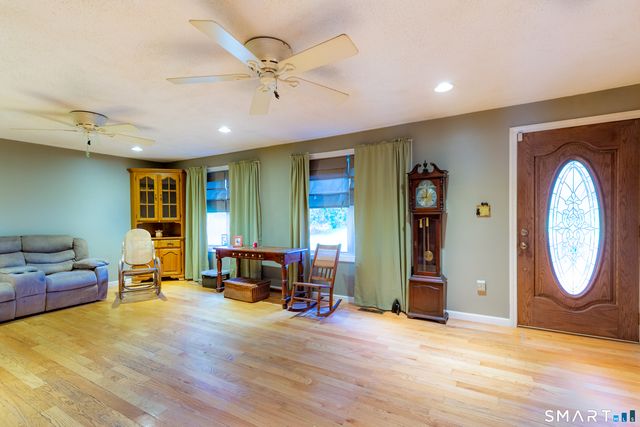 13 Sunset Ridge, Rocky Hill, CT 06067