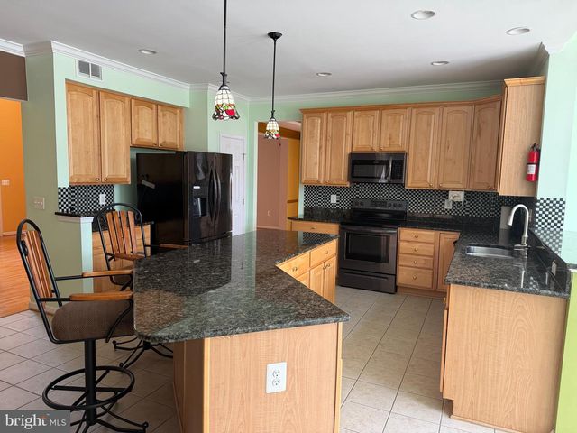 6896 CANNON PARK RD, Bryans Road, MD 20616