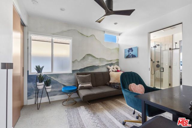 821 Flower Avenue, Venice (los Angeles), CA 90291