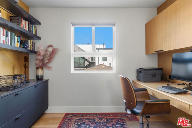 821 Flower Avenue, Venice (los Angeles), CA 90291