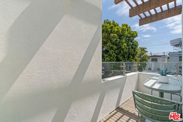 821 Flower Avenue, Venice (los Angeles), CA 90291