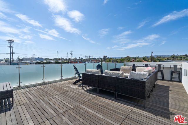 821 Flower Avenue, Venice (los Angeles), CA 90291