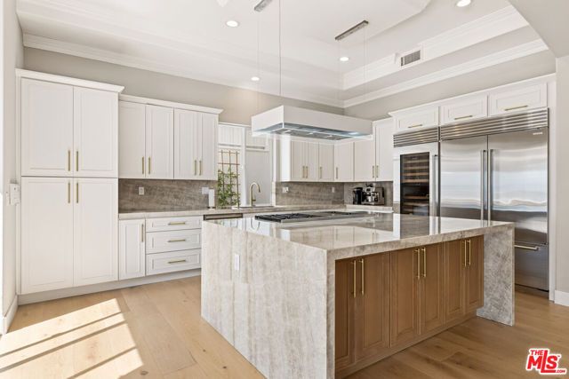 1832 11th Street, Manhattan Beach, CA 90266