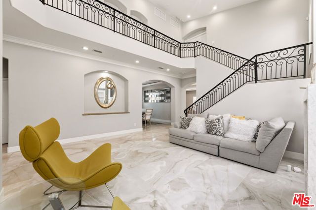 1832 11th Street, Manhattan Beach, CA 90266