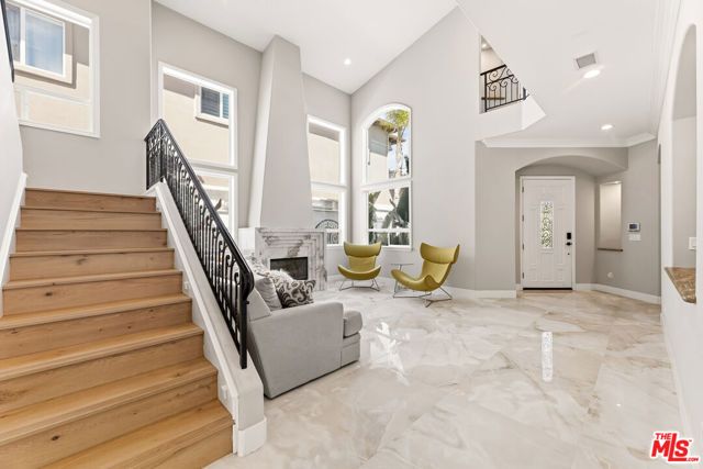 1832 11th Street, Manhattan Beach, CA 90266