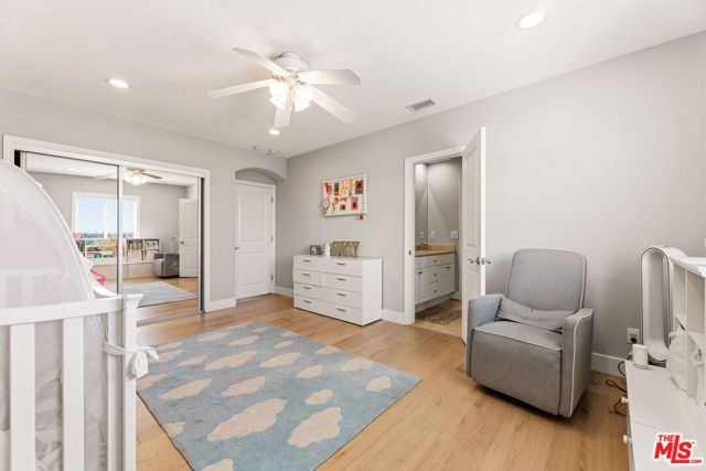 1832 11th Street, Manhattan Beach, CA 90266