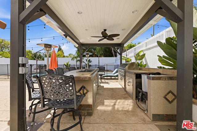 1832 11th Street, Manhattan Beach, CA 90266