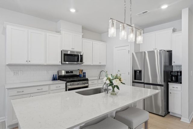 213 Backstay Lane, Taylors, SC 29687