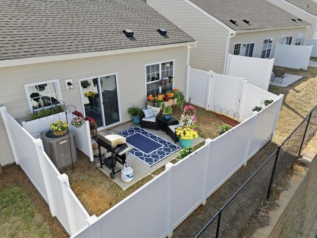 213 Backstay Lane, Taylors, SC 29687