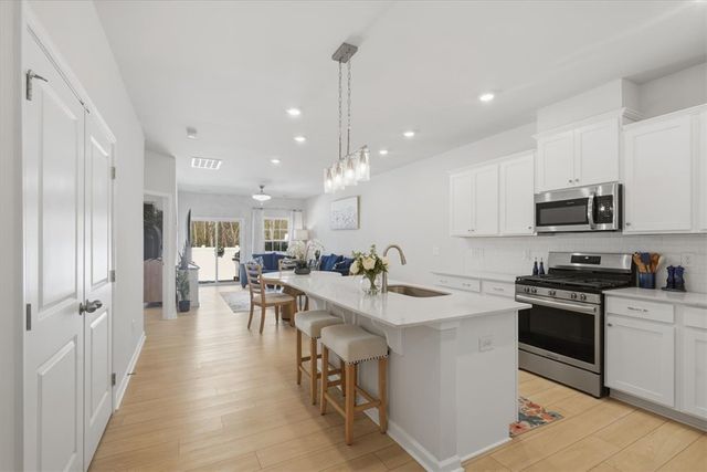 213 Backstay Lane, Taylors, SC 29687