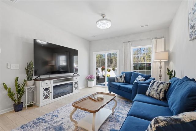 213 Backstay Lane, Taylors, SC 29687