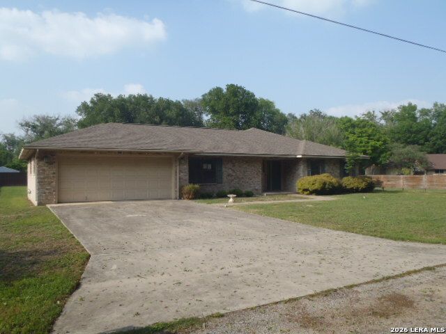 2620 Blumberg Park Rd, Seguin, TX 78155