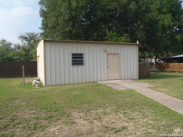 2620 Blumberg Park Rd, Seguin, TX 78155