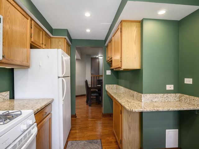 17242 Ridgeland Avenue 2N, Tinley Park, IL 60477