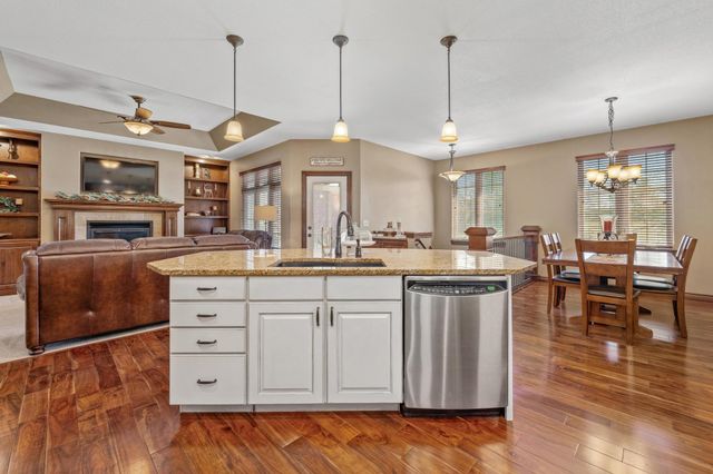 3122 N Brush Creek St, Wichita, KS 67205