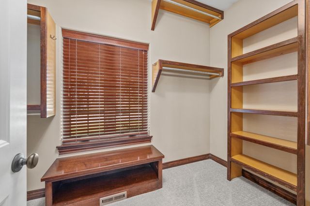 3122 N Brush Creek St, Wichita, KS 67205