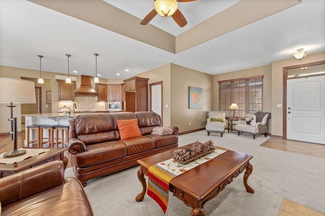 3122 N Brush Creek St, Wichita, KS 67205