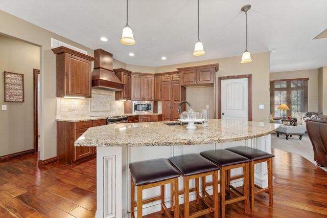 3122 N Brush Creek St, Wichita, KS 67205