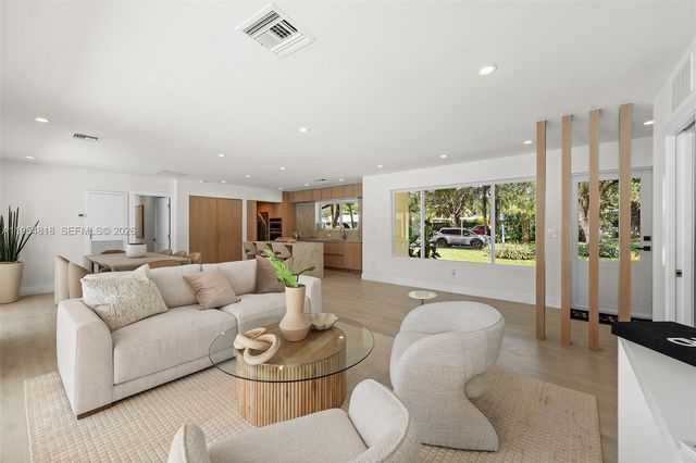 7460 SW 126th St, Pinecrest, FL 33156