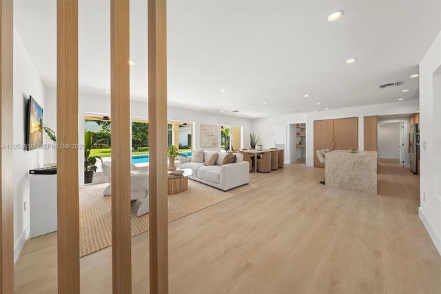 7460 SW 126th St, Pinecrest, FL 33156