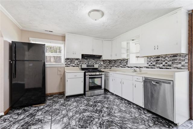 613 E Kansas Avenue, Independence, MO 64050