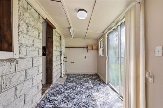 613 E Kansas Avenue, Independence, MO 64050