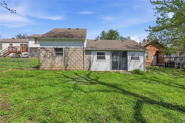 613 E Kansas Avenue, Independence, MO 64050