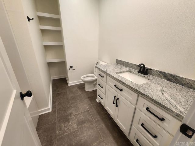6 Ricky Lane, Greenbrier, AR 72058