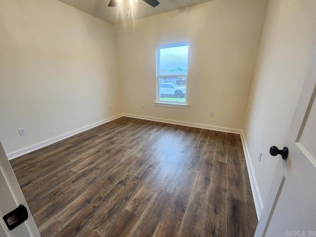 6 Ricky Lane, Greenbrier, AR 72058