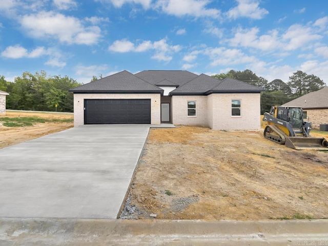 6 Ricky Lane, Greenbrier, AR 72058