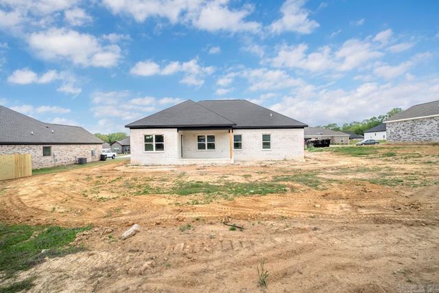 6 Ricky Lane, Greenbrier, AR 72058