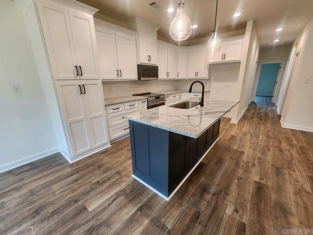 6 Ricky Lane, Greenbrier, AR 72058