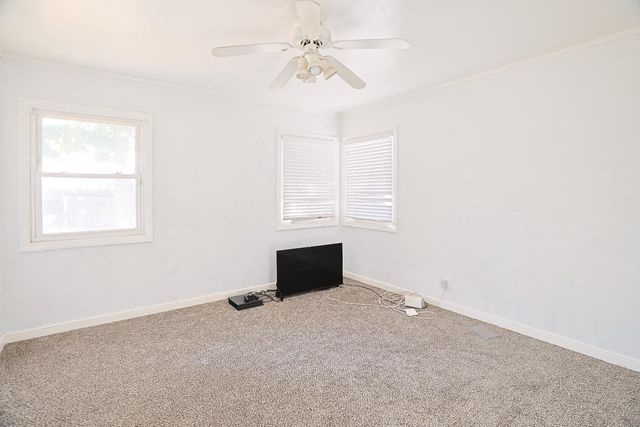 2000 Juliesse Ave, Sacramento, CA 95821