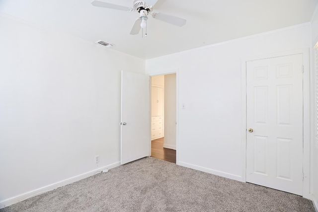 2000 Juliesse Ave, Sacramento, CA 95821