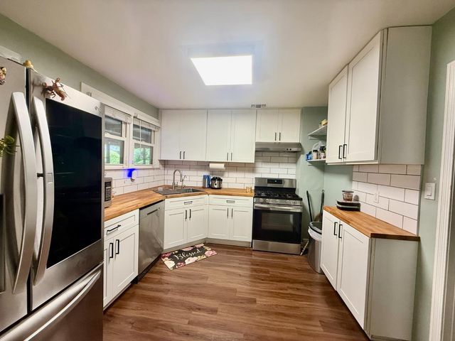 2000 Juliesse Ave, Sacramento, CA 95821