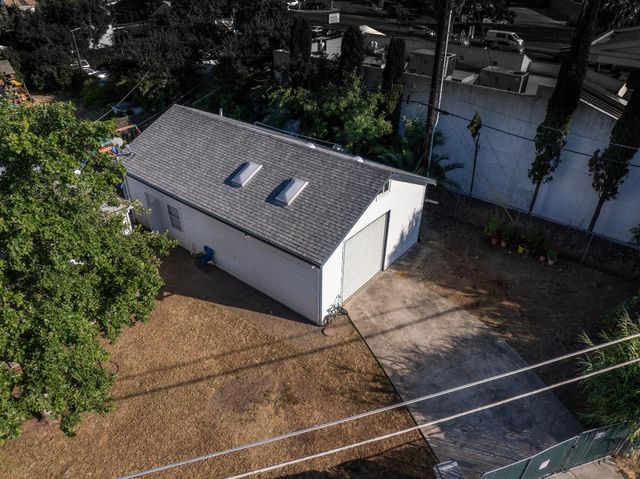 2000 Juliesse Ave, Sacramento, CA 95821