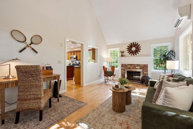 16 Abel Jones Pl, Acton, MA 01720