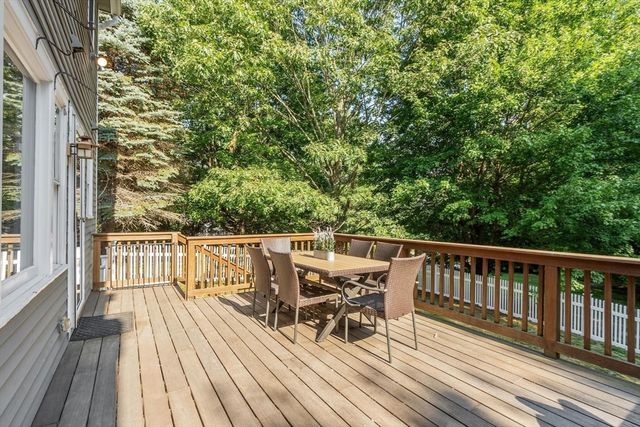 16 Abel Jones Pl, Acton, MA 01720